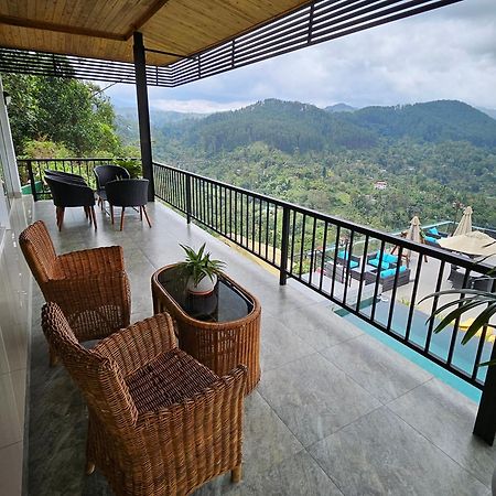 Tip Top Boutique Hotel เอลลา ภายนอก รูปภาพ