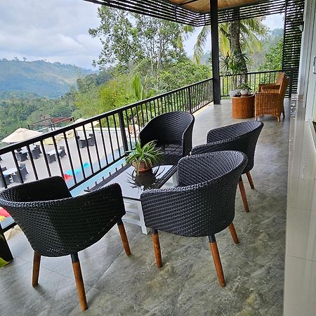 Tip Top Boutique Hotel เอลลา ภายนอก รูปภาพ