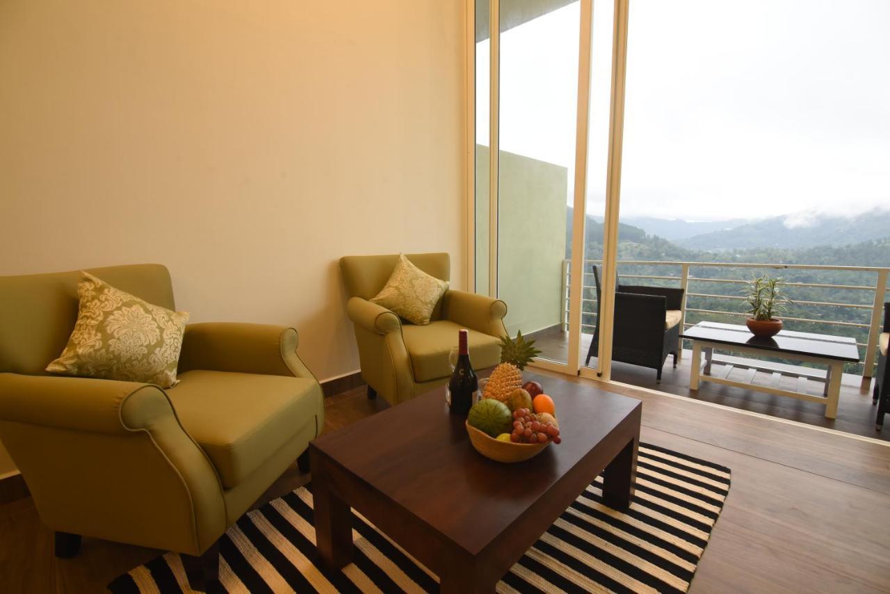 Tip Top Boutique Hotel เอลลา ภายนอก รูปภาพ