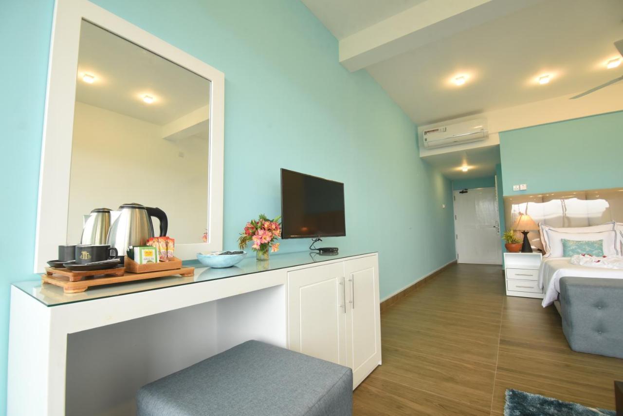 Tip Top Boutique Hotel เอลลา ภายนอก รูปภาพ